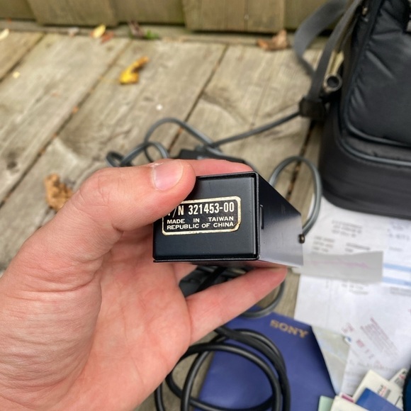 Vintage 1991 Sony Video 8 Handycam Video Camera WITH ORIGINAL RECEIPT FROM 1991 - Picture 7 of 16